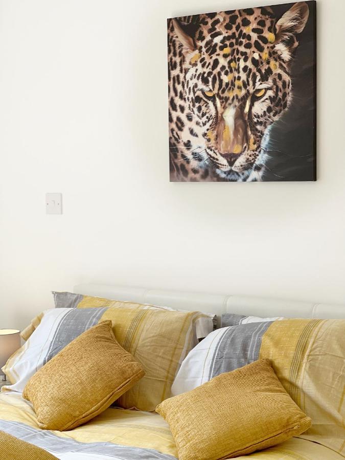 Lovely 1 Bedroom Apartment In South East لندن المظهر الخارجي الصورة